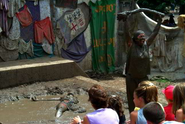 Mud Show