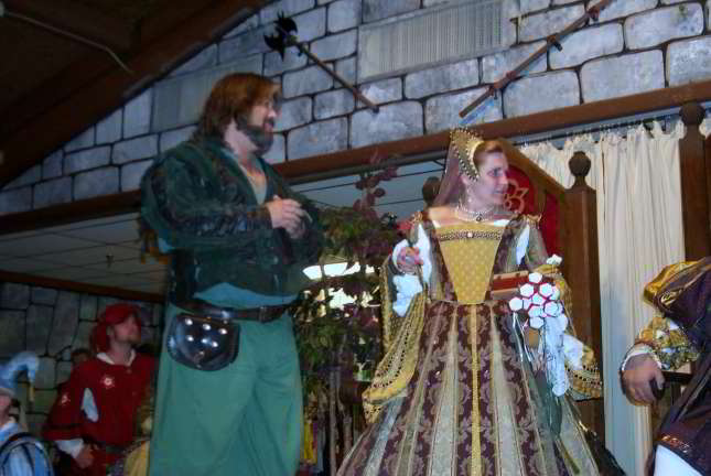 The Queen, well pleased with her gift is asked by the King 'where is mine?'