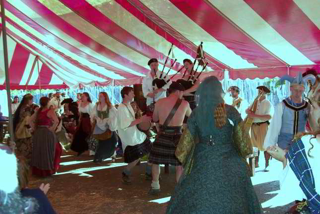 Closing Show / Pub Sing - Scotland Rising