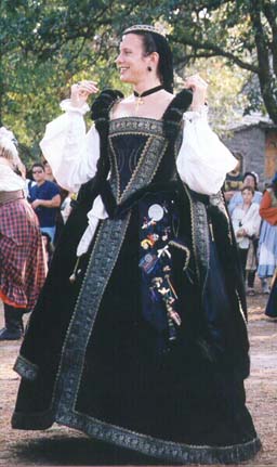 Great dress!
